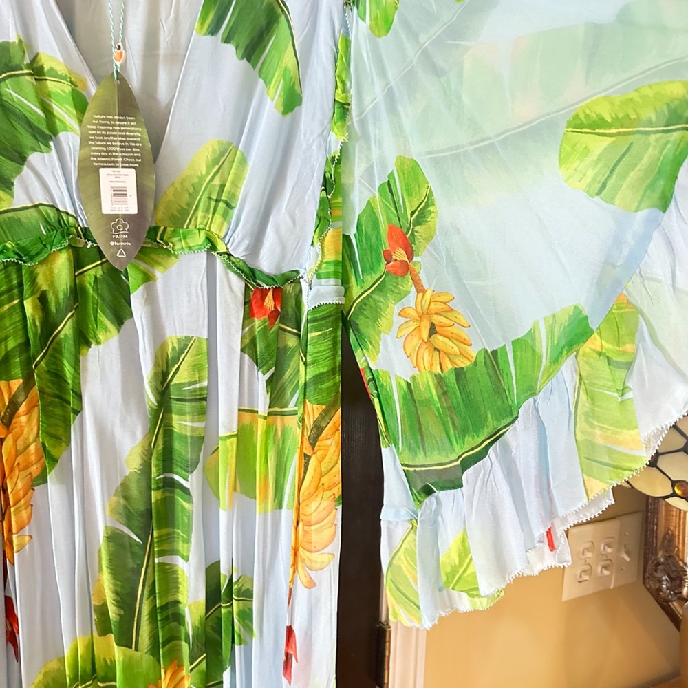 Farm Rio dress. - Picture 6 of 12